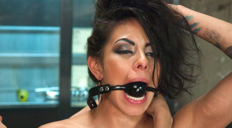 licking pussy squirt